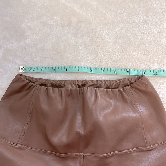 Aritzia Wilfred Daria Colour Cognac Faux Leather Leggings Size Small - Picture 10 of 11